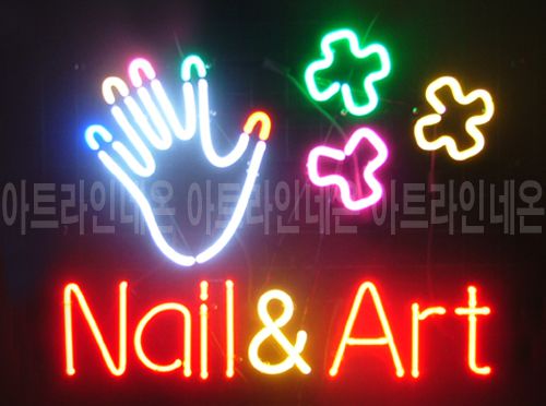 *C83 ( Nail ＆ Art)